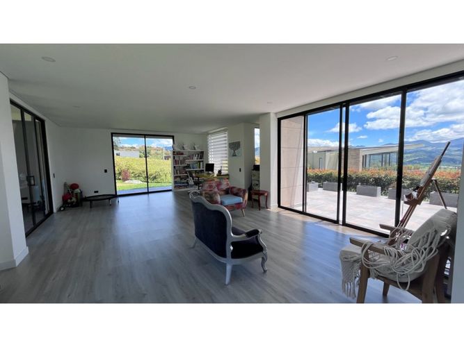 Casa de 4 alcobas en venta en Yerbabuena, Chía, 380 m² · foto 17 de 24