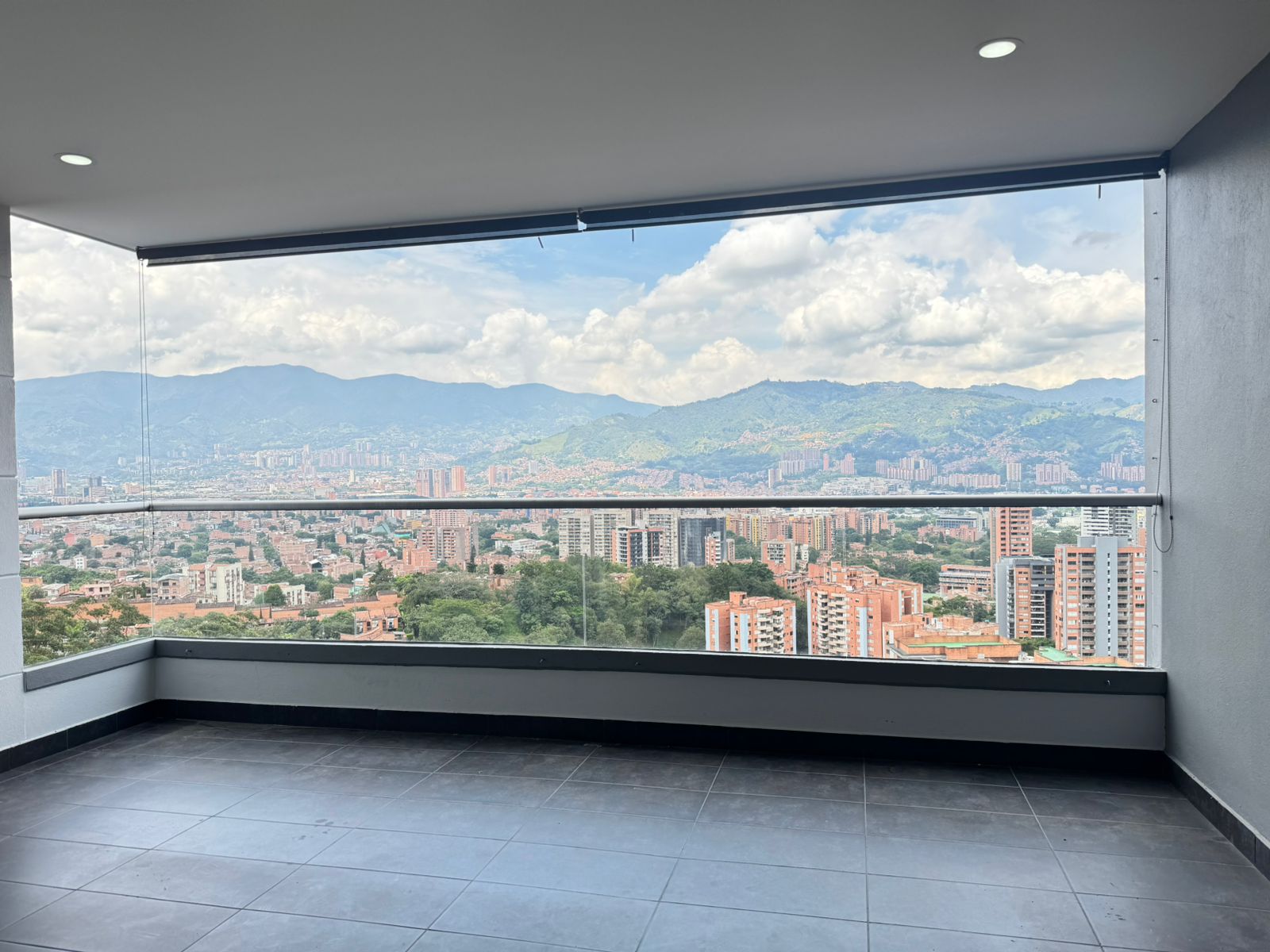 Apartamento en venta en Loma Benedictinos, Envigado · foto 17 de 18