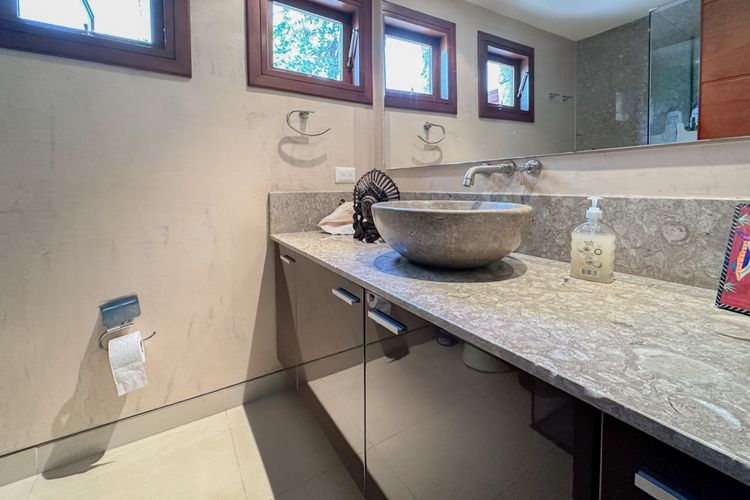Casa de 4 alcobas en arriendo en Montana, Sopó, 380 m² · foto 8 de 24
