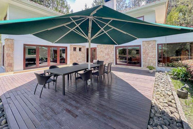 Casa de 4 alcobas en arriendo en Montana, Sopó, 380 m² · foto 11 de 24