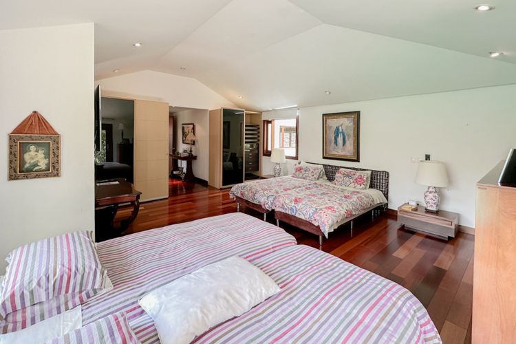 Casa de 4 alcobas en arriendo en Montana, Sopó, 380 m² · foto 14 de 24