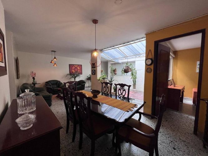 Casa de 4 alcobas en venta en Belén Rosales, Medellín, 179 m² · foto 4 de 24