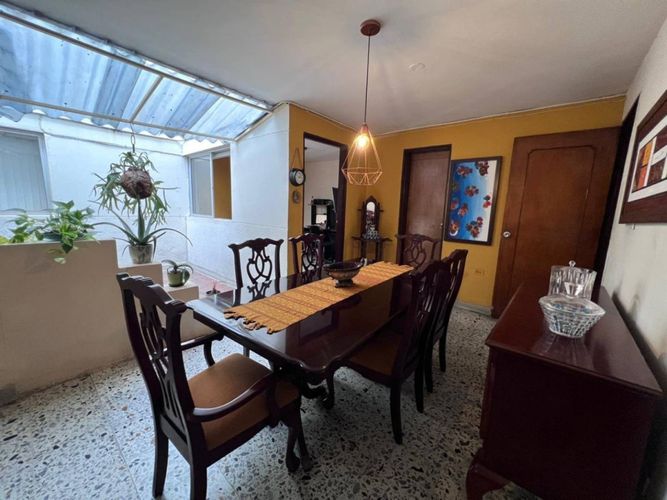 Casa de 4 alcobas en venta en Belén Rosales, Medellín, 179 m² · foto 6 de 24