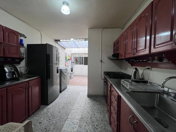 Casa de 4 alcobas en venta en Belén Rosales, Medellín, 179 m² · foto 10 de 24