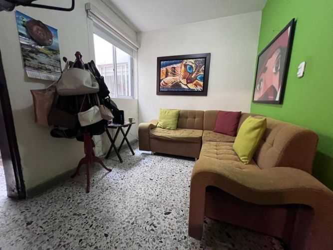 Casa de 4 alcobas en venta en Belén Rosales, Medellín, 179 m² · foto 13 de 24
