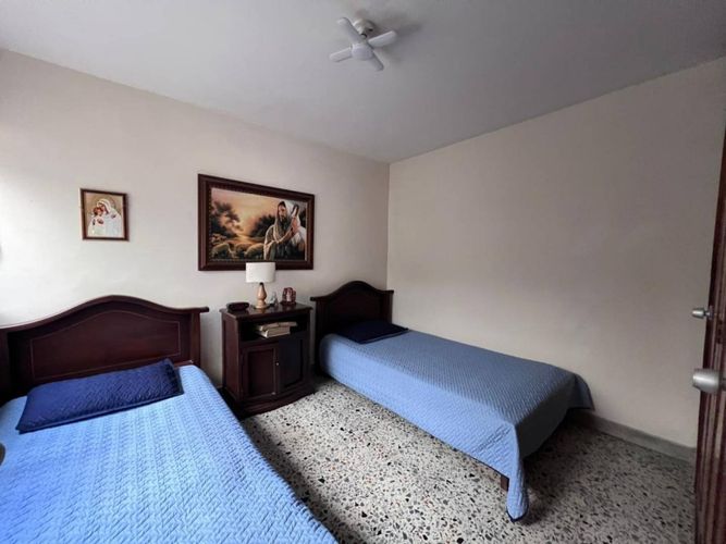 Casa de 4 alcobas en venta en Belén Rosales, Medellín, 179 m² · foto 20 de 24