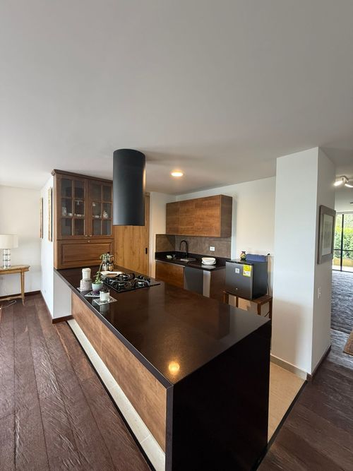 Apartamento de 3 alcobas en venta en Los Salados, El Retiro, 184 m² · foto 8 de 21