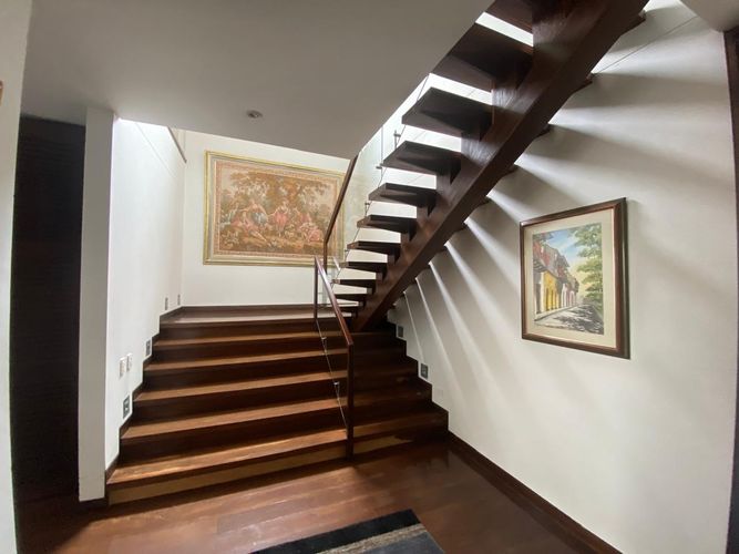 Apartamento de 4 alcobas en venta en Chico Norte, Bogotá, 585 m² · foto 9 de 24