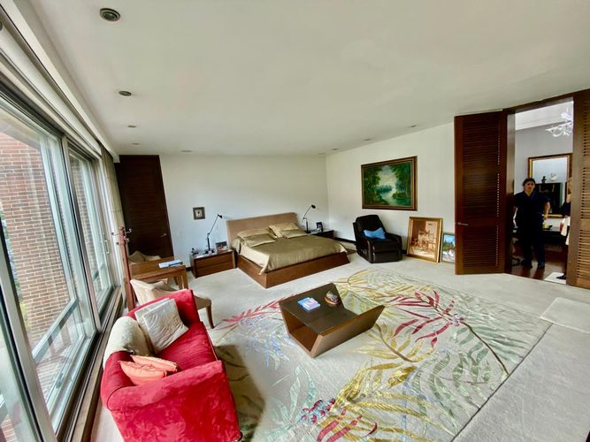 Apartamento de 4 alcobas en venta en Chico Norte, Bogotá, 585 m² · foto 12 de 24