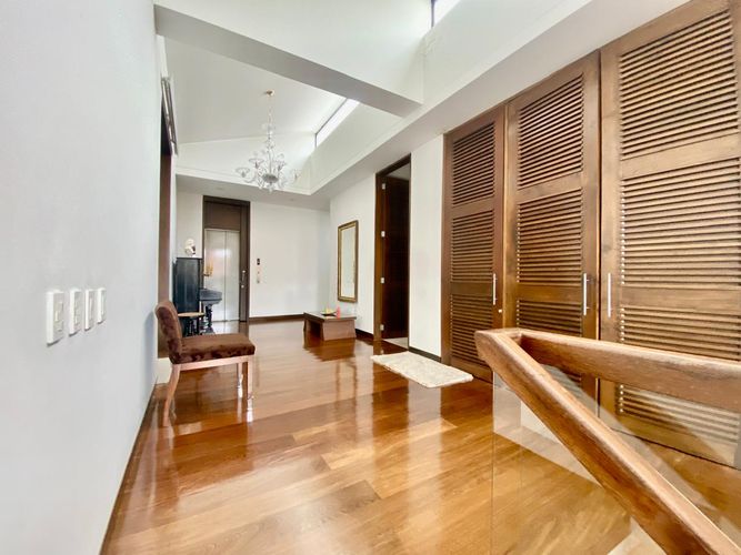 Apartamento de 4 alcobas en venta en Chico Norte, Bogotá, 585 m² · foto 13 de 24