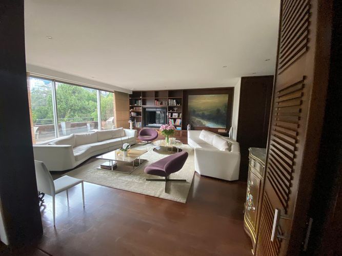 Apartamento de 4 alcobas en venta en Chico Norte, Bogotá, 585 m² · foto 14 de 24