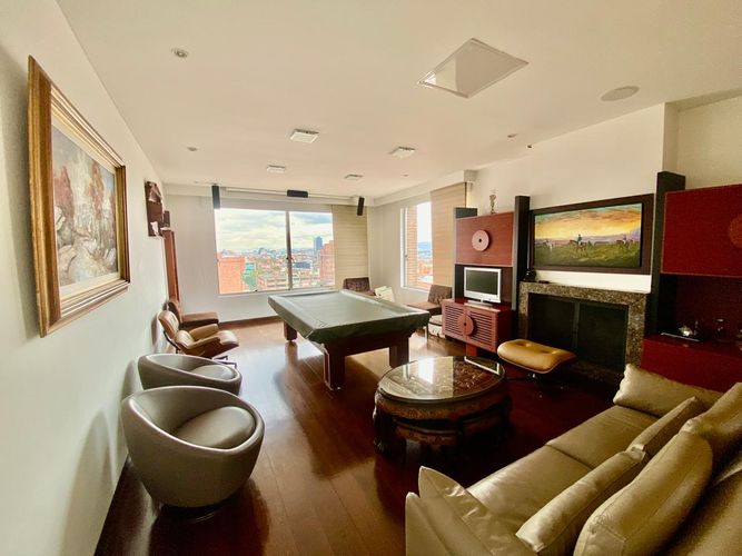 Apartamento de 4 alcobas en venta en Chico Norte, Bogotá, 585 m² · foto 18 de 24