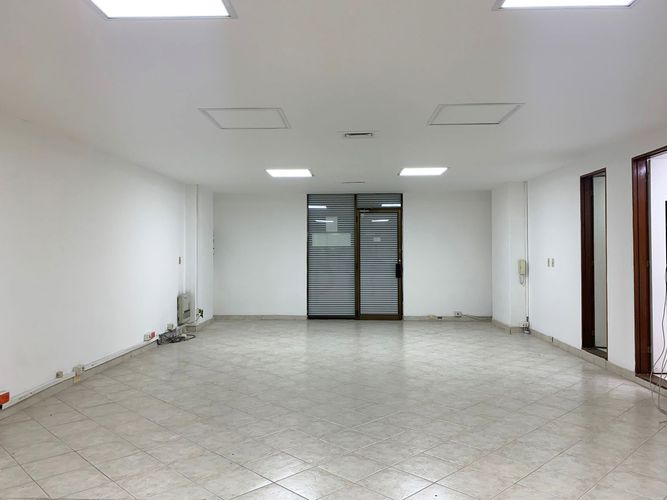 Oficina en venta en La Linde, Medellín, 60 m² · foto 4 de 8