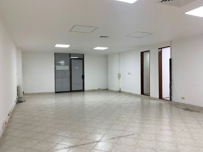 Oficina en venta en La Linde, Medellín, 60 m² · foto 6 de 8