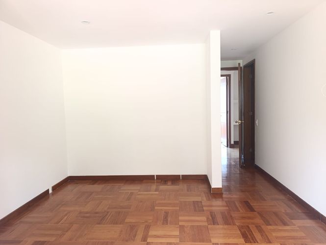 Apartamento de 3 alcobas en arriendo en El Poblado, Medellín, 250 m² · foto 13 de 19
