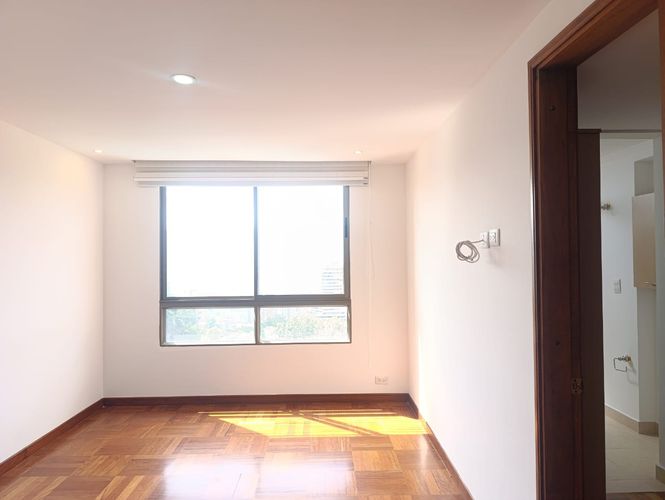 Apartamento de 3 alcobas en arriendo en El Poblado, Medellín, 250 m² · foto 12 de 19
