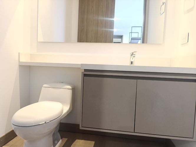 Apartamento de 2 alcobas en arriendo en El Poblado, Medellín, 105 m² · foto 19 de 20