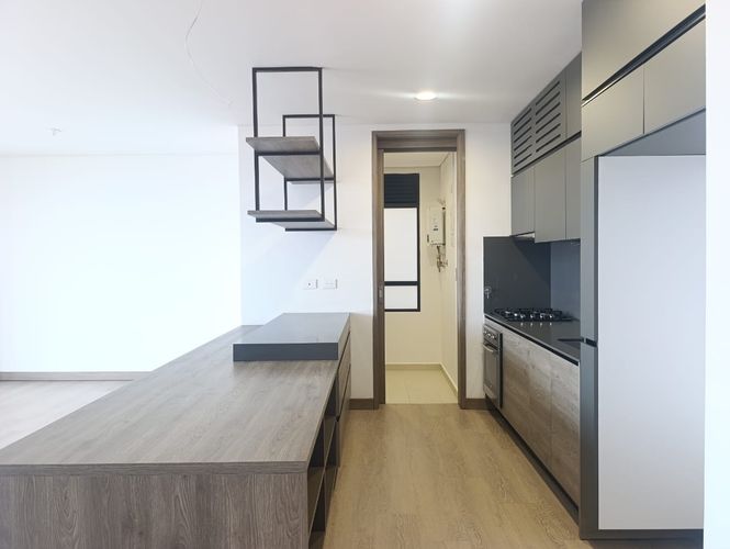 Apartamento de 2 alcobas en arriendo en El Poblado, Medellín, 105 m² · foto 10 de 20