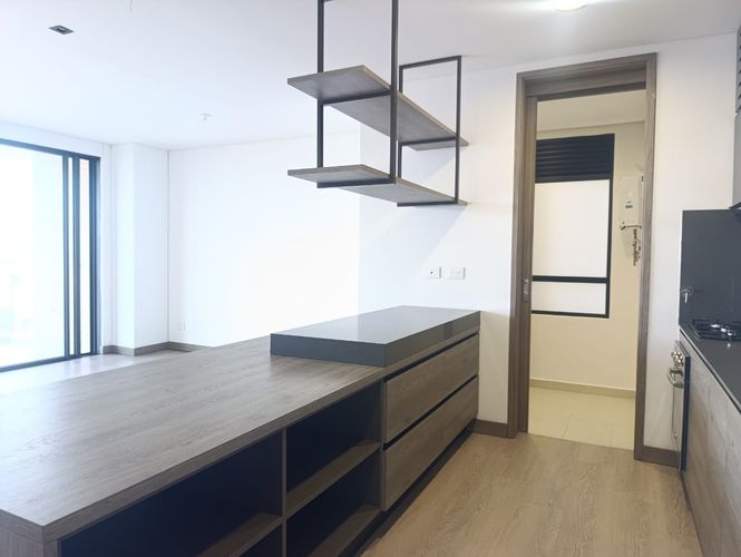 Apartamento de 2 alcobas en arriendo en El Poblado, Medellín, 105 m² · foto 8 de 20