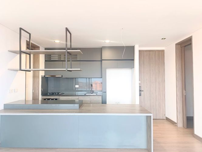 Apartamento de 2 alcobas en arriendo en El Poblado, Medellín, 105 m² · foto 9 de 20