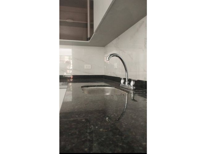 Casa de 5 alcobas en venta en La Campiña, Girón, 57 m² · foto 6 de 13