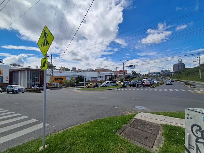 Local en arriendo en El Porvenir, Rionegro, 77 m² · foto 10 de 12