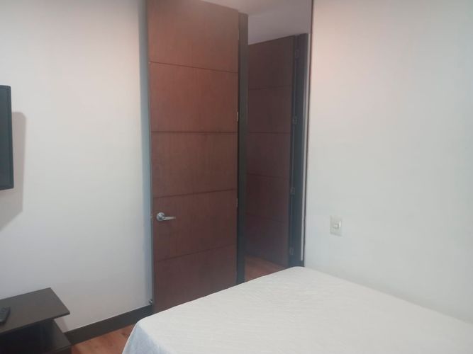 Apartamento de 2 alcobas en arriendo en El Poblado, Medellín, 89 m² · foto 12 de 15