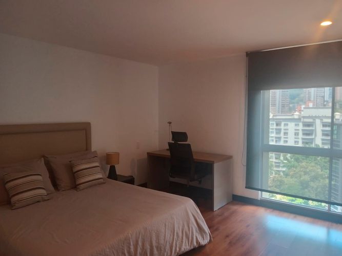 Apartamento de 2 alcobas en arriendo en El Poblado, Medellín, 89 m² · foto 8 de 15