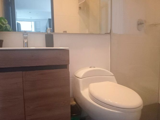 Apartamento de 2 alcobas en arriendo en El Poblado, Medellín, 89 m² · foto 14 de 15