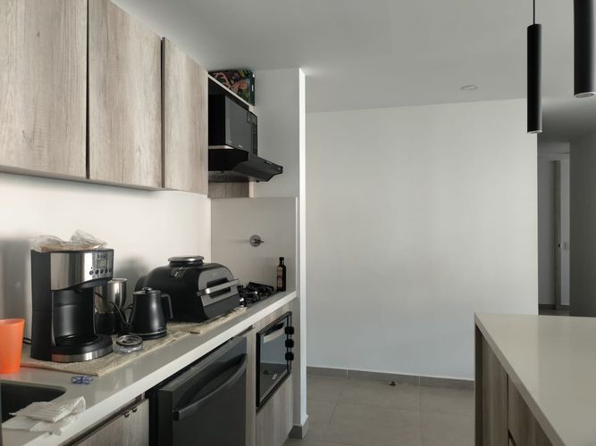 Apartamento de 3 alcobas en venta en El Poblado, Medellín, 120 m² · foto 8 de 16