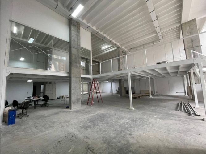 Bodega en arriendo en El Poblado, Medellín, 3000 m² · foto 7 de 12
