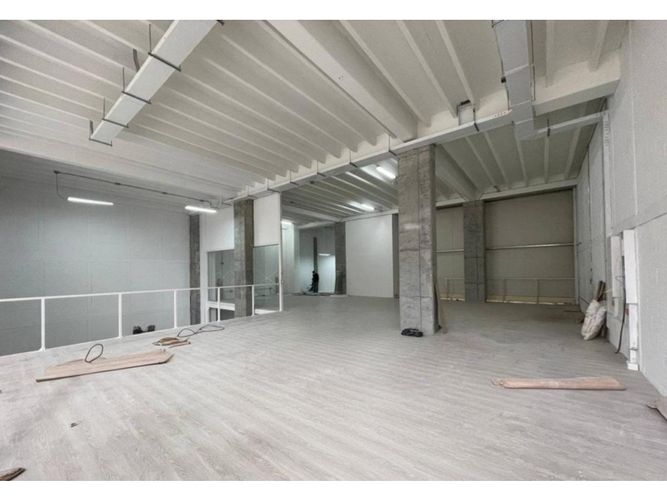 Bodega en arriendo en El Poblado, Medellín, 3000 m² · foto 10 de 12