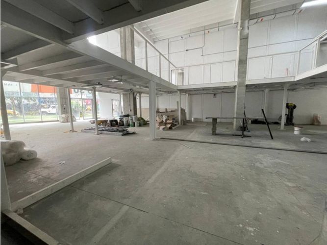 Bodega en arriendo en El Poblado, Medellín, 3000 m² · foto 11 de 12