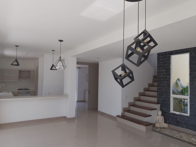 Casa de 5 alcobas en venta en El Castillo, Jamundí, 260 m² · foto 6 de 24