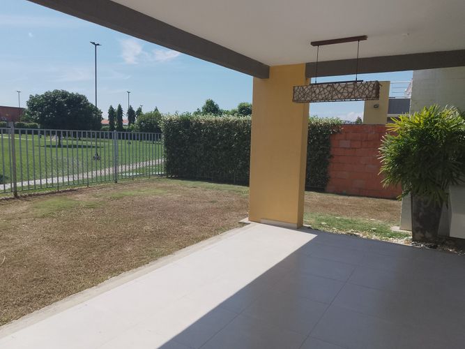 Casa de 5 alcobas en venta en El Castillo, Jamundí, 260 m² · foto 13 de 24