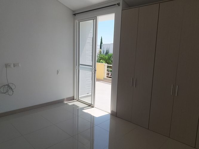 Casa de 5 alcobas en venta en El Castillo, Jamundí, 260 m² · foto 16 de 24