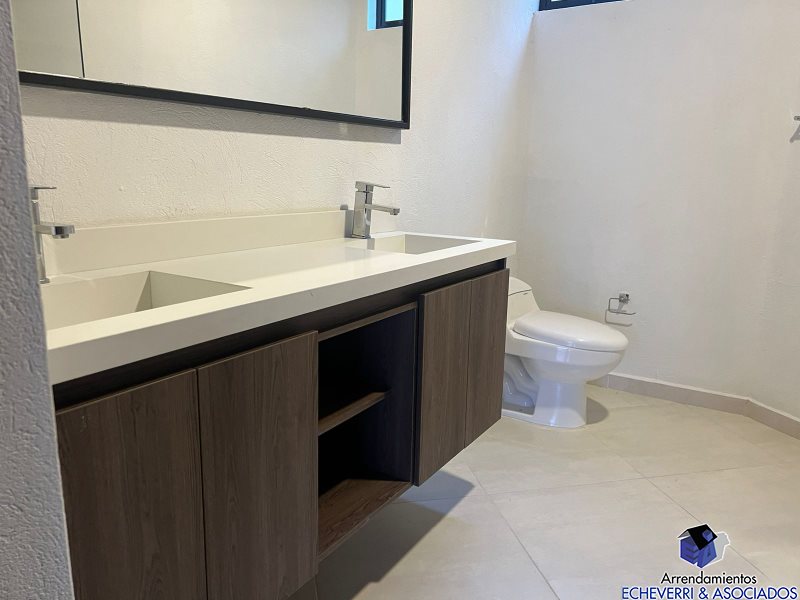 Casa de 3 alcobas en venta en La Catedral, Envigado · foto 6 de 13