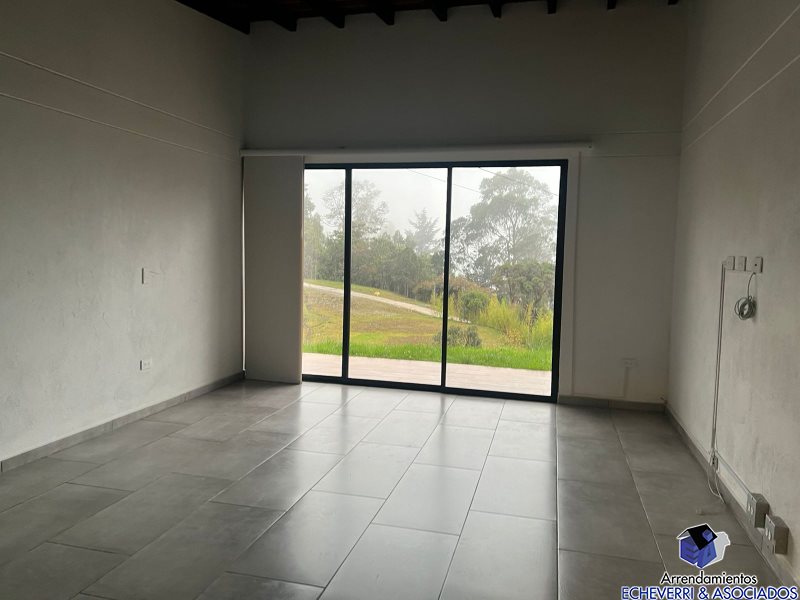 Casa de 3 alcobas en venta en La Catedral, Envigado · foto 8 de 13