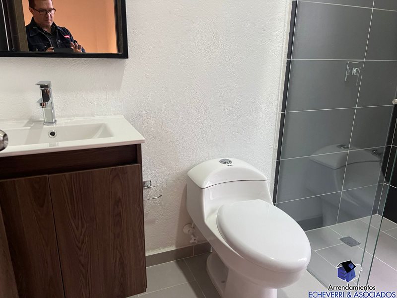 Casa de 3 alcobas en venta en La Catedral, Envigado · foto 10 de 13