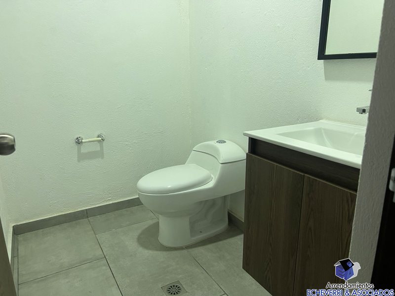 Casa de 3 alcobas en venta en La Catedral, Envigado · foto 11 de 13
