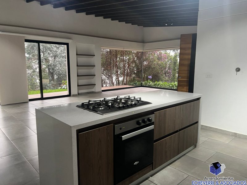 Casa de 3 alcobas en venta en La Catedral, Envigado · foto 12 de 13