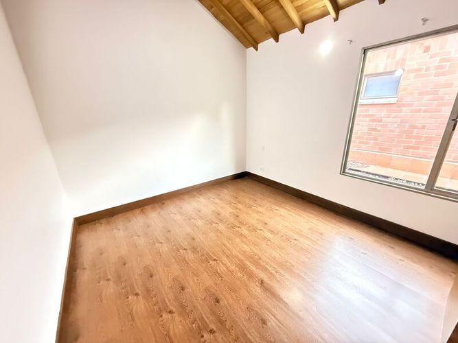 Casa de 3 alcobas en venta en El Retiro, 233 m² · foto 11 de 19
