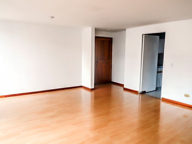 Apartamento de 3 alcobas en arriendo en El Poblado, Medellín, 170 m² · foto 2 de 15