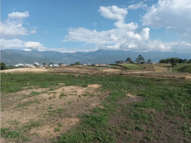 Lote en venta en Hojas Anchas, Armenia, 3000 m² · foto 2 de 17
