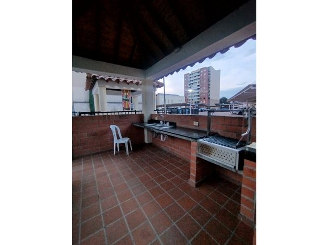 Apartamento en venta en Ciudad Jardin, Cali · foto 11 de 13