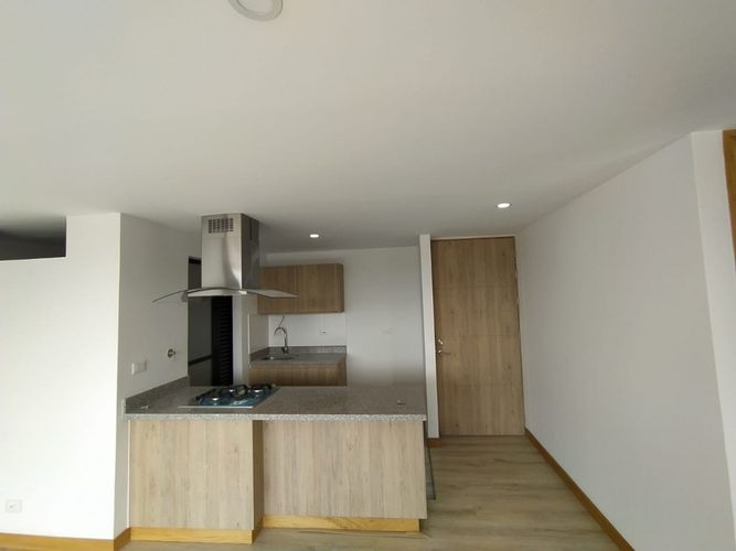 Apartamento de 2 alcobas en venta en Rionegro, 74 m² · foto 4 de 11