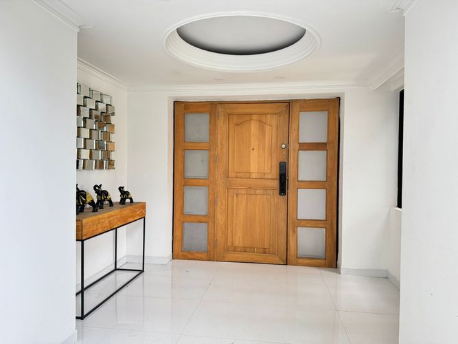 Apartamento de 5 alcobas en venta en El Poblado, Medellín, 500 m² · foto 7 de 20