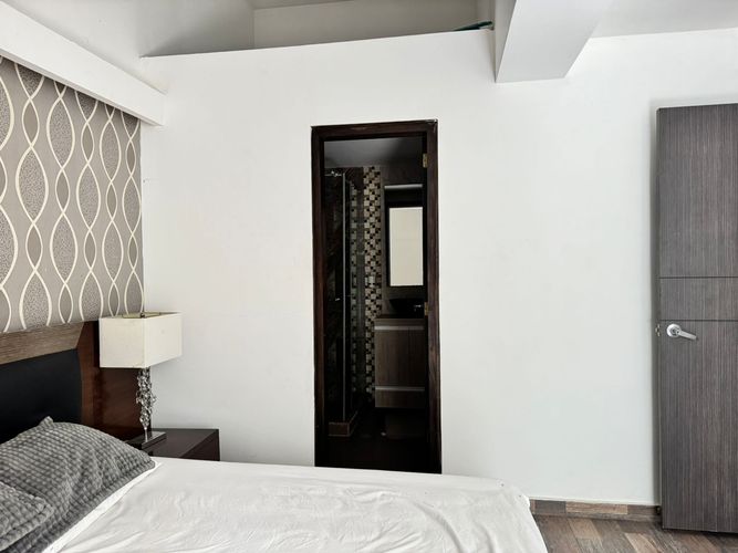 Apartamento de 5 alcobas en venta en El Poblado, Medellín, 500 m² · foto 5 de 20
