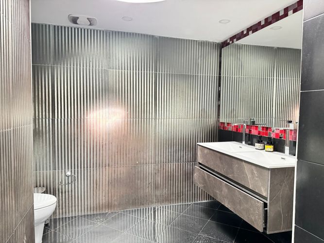 Apartamento de 5 alcobas en venta en El Poblado, Medellín, 500 m² · foto 18 de 20