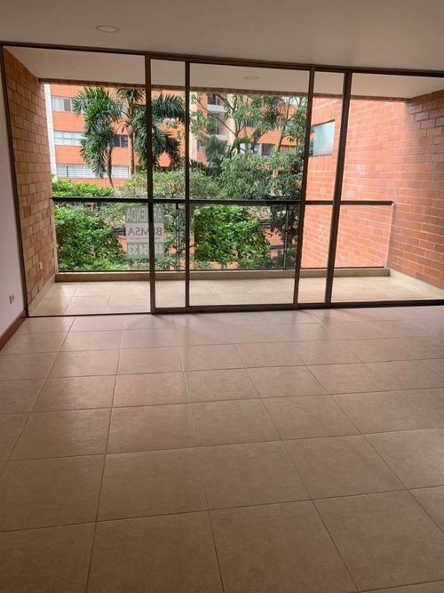 Apartamento de 3 alcobas en arriendo en La Florida, Medellín, 130 m² · foto 5 de 24